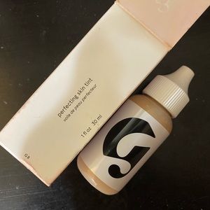 Glossier Perfecting Skin Tint - G8